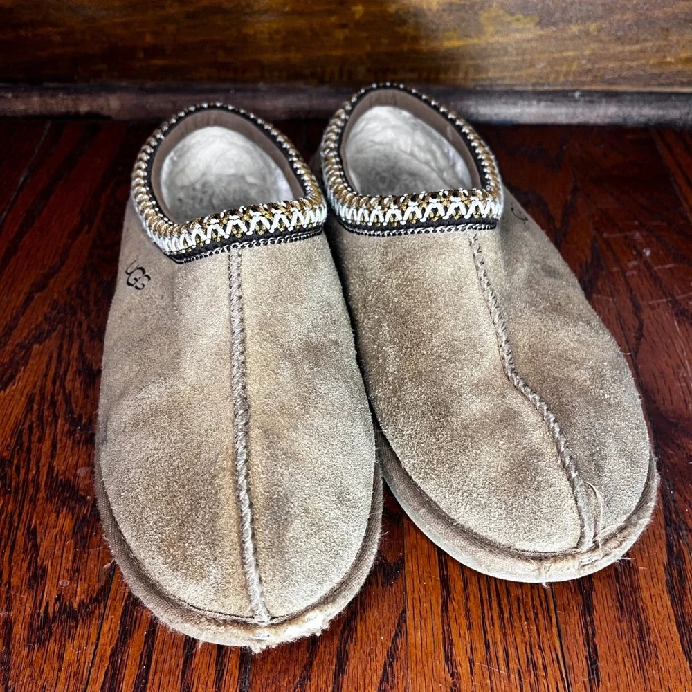 UGG Tasman‎ Suede Slippers Chestnut Brown 1019066K Kids Size 4 Mens 4 Womens 6